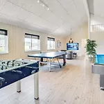 Luxury Retreat For 18 - By Traum Feriehus Spøttrup
