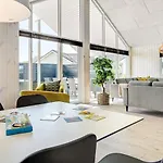 Luxury Retreat For 18 - By Traum Feriehus Spøttrup