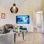 Luxury Retreat For 18 - By Traum Feriehus Spøttrup
