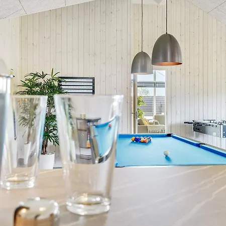 Luxury Retreat For 18 - By Traum *