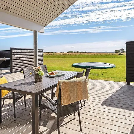 Luxury Retreat For 18 - By Traum * Spottrup