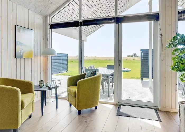 Holiday home Luxury Retreat For 18 - By Traum