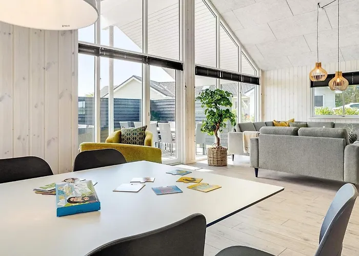 Luxury Retreat For 18 - By Traum Holiday home Spottrup